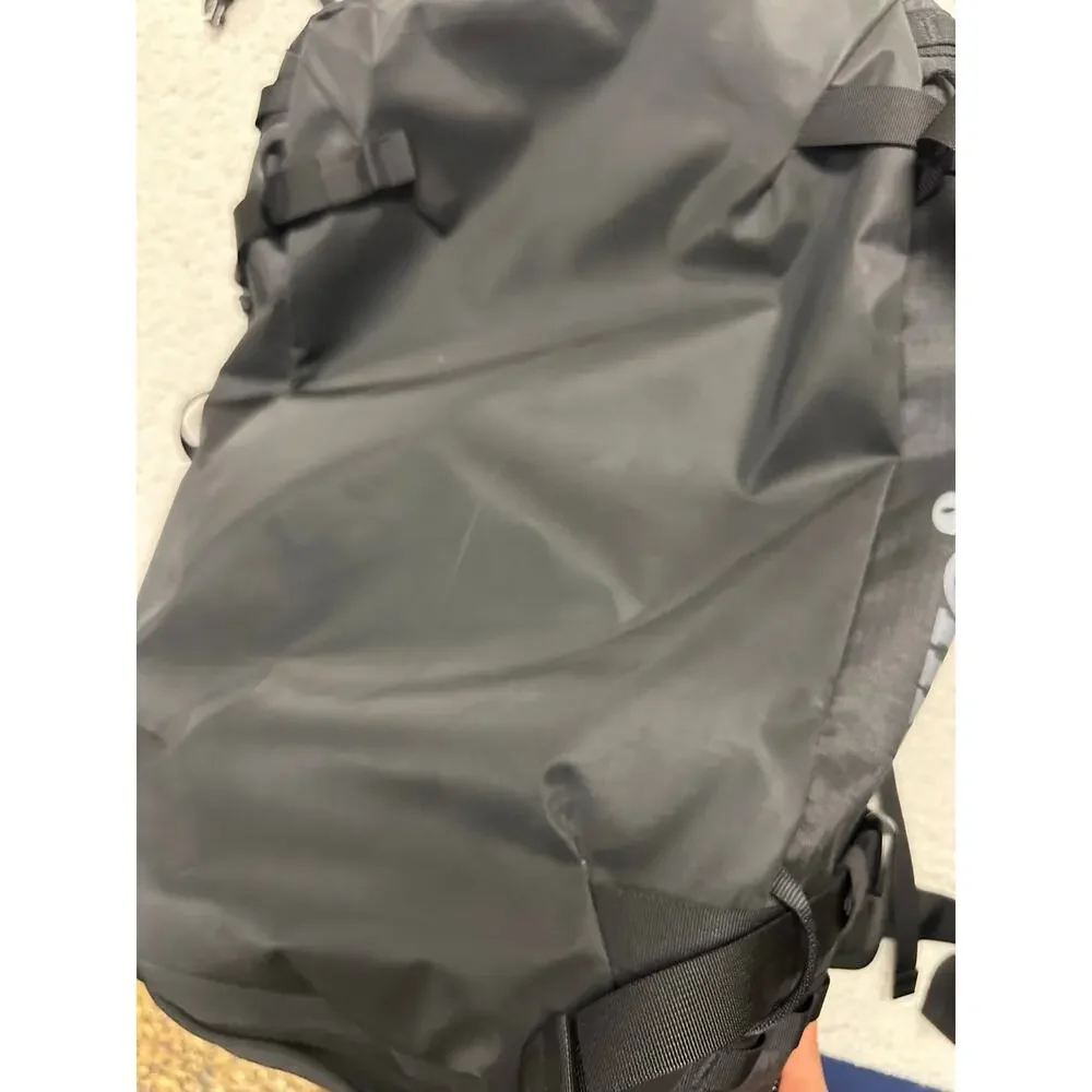 Patagonia Black Hole MLC 45L Convertible Backpack Carry On Travel Duffel Black